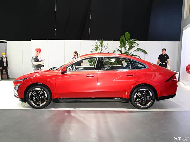 上汽通用五菱 五菱星光 2024款 共创版 510 进阶型