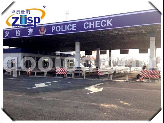 检查站升降防撞柱