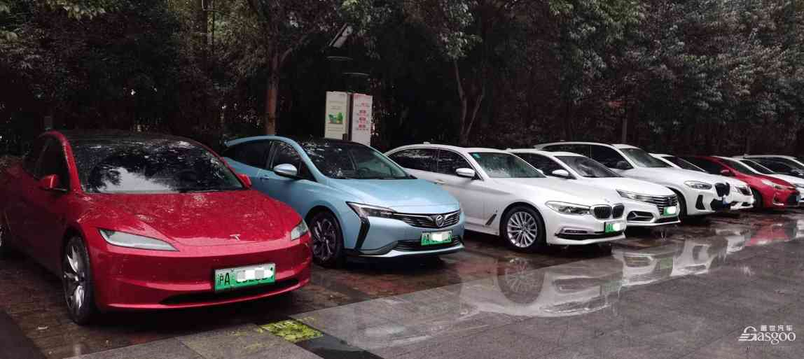 年末汽车消费政策频出，新能源依旧是“重头戏”